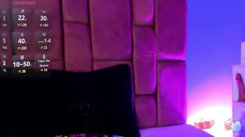 Snapshot of niinaink chatting on March 2025 07:05:01 PM NINAINK online show from March 2025 07:05:01 PM