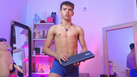 Snapshot of nijinsky_latinboy chatting on May 2026 11:18:01 AM Nijinsky online show from May 2026 11:18:01 AM