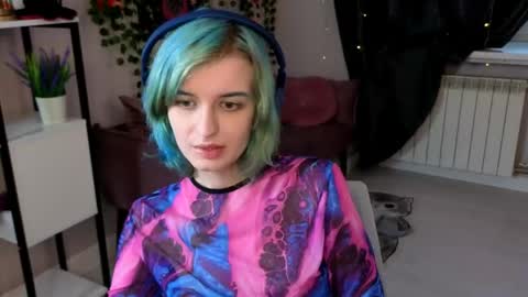 NIKA online show from April 2026 01:07:01 PM