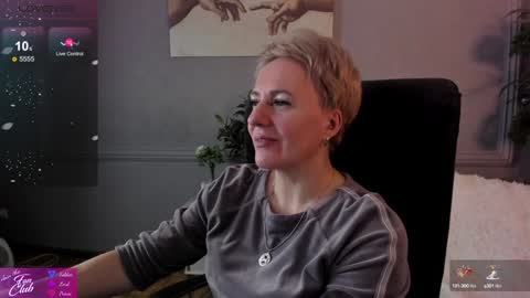 Snapshot of nika_smit chatting on December 2024 09:45:02 AM Nika online show from December 2024 09:45:02 AM