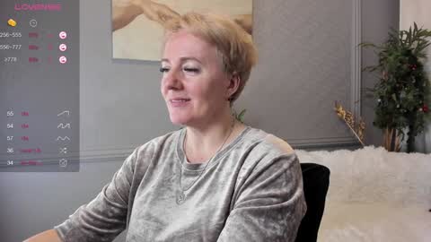 Snapshot of nika_smit chatting on December 2024 03:26:02 PM Nika online show from December 2024 03:26:02 PM