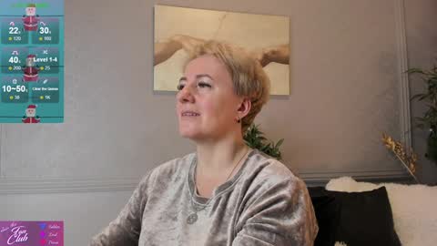 Snapshot of nika_smit chatting on December 2024 11:33:01 AM Nika online show from December 2024 11:33:01 AM