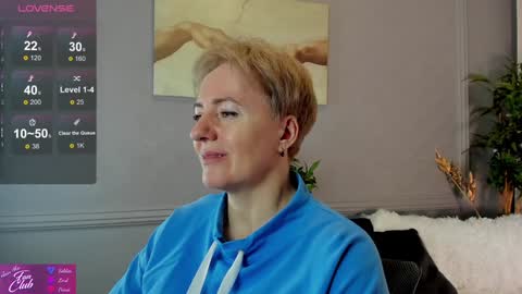 Snapshot of nika_smit chatting on January 2025 09:47:02 AM Nika online show from January 2025 09:47:02 AM