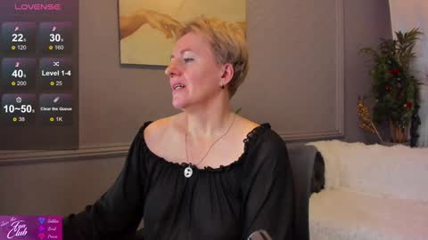 Snapshot of nika_smit chatting on January 2025 11:45:02 AM Nika online show from January 2025 11:45:02 AM