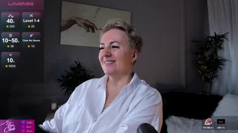 Snapshot of nika_smit chatting on February 2025 08:49:02 AM Nika online show from February 2025 08:49:02 AM