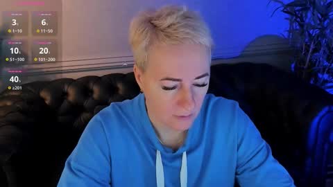 Snapshot of nika_smit chatting on December 2025 08:45:01 AM Nika online show from December 2025 08:45:01 AM