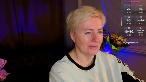 Snapshot of nika_smit chatting on March 2026 05:44:01 AM Nika online show from March 2026 05:44:01 AM