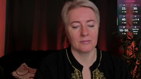 Snapshot of nika_smit chatting on April 2026 05:12:02 AM Nika online show from April 2026 05:12:02 AM