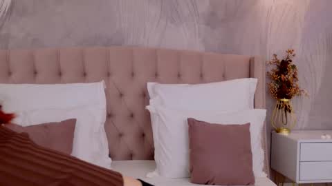 Snapshot of nikaflowers chatting on November 2025 03:05:01 AM Nika online show from November 2025 03:05:01 AM