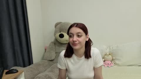 Nika online show from May 2026 06:27:01 PM