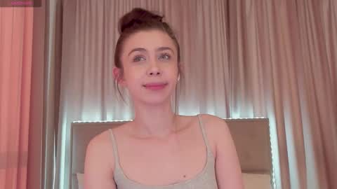 Snapshot of nikaletta chatting on April 2026 02:51:02 AM Nika online show from April 2026 02:51:02 AM