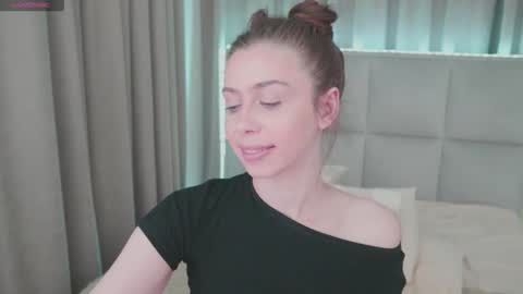 Snapshot of nikaletta chatting on May 2026 11:23:04 PM Nika online show from May 2026 11:23:04 PM