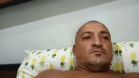 Snapshot of nikaulas chatting on June 2026 04:53:02 AM Nasty Couple online show from June 2026 04:53:02 AM