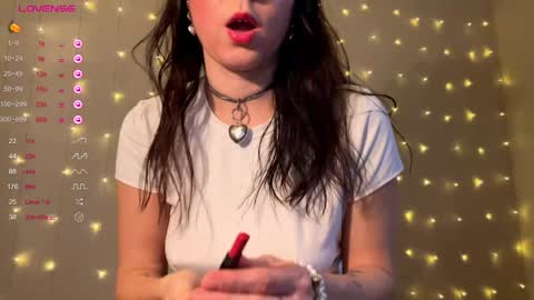 Snapshot of nikavenus chatting on January 2025 10:20:01 AM Nika online show from January 2025 10:20:01 AM