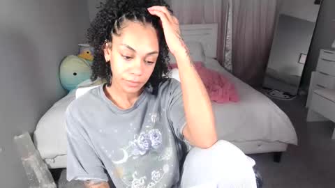 Snapshot of nikayasworld chatting on March 2026 02:16:02 AM nikayasworld online show from March 2026 02:16:02 AM