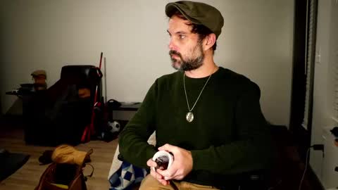 Nike Jude online show from October 2025 01:20:02 AM