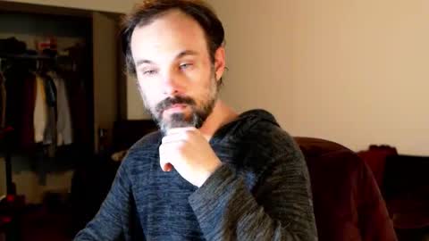 Nike Jude online show from November 2025 07:06:01 PM