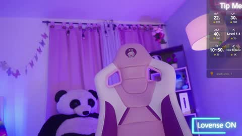 Snapshot of nikerly_hot chatting on April 2026 12:21:02 PM NIKERLY online show from April 2026 12:21:02 PM