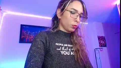  Natalia online show from September 2025 12:12:02 AM