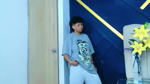 Nikievanz online show from April 2026 06:52:01 AM