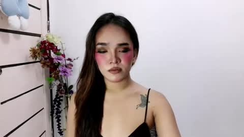 Snapshot of nikitta_morris chatting on June 2026 05:42:02 AM nikitta_morris online show from June 2026 05:42:02 AM