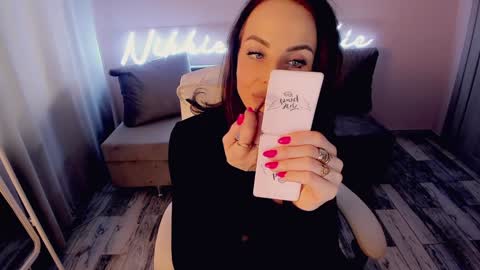 Snapshot of nikki_blondiee chatting on January 2025 03:44:01 AM nikki_blondiee online show from January 2025 03:44:01 AM