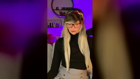 Snapshot of nikki_goldberg chatting on March 2026 02:22:02 PM Kitty Chatte online show from March 2026 02:22:02 PM