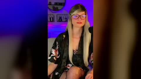 Snapshot of nikki_goldberg chatting on May 2026 08:03:02 PM Kitty Chatte online show from May 2026 08:03:02 PM