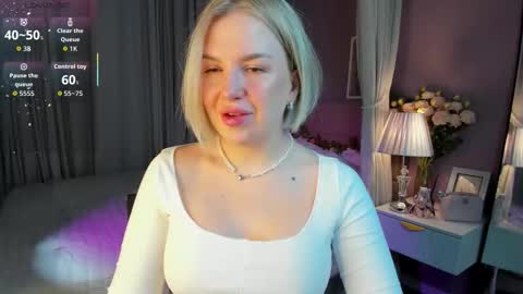 Snapshot of nikki_kai chatting on November 2025 01:05:02 AM Nikki online show from November 2025 01:05:02 AM