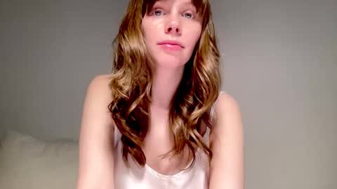 Nikki online show from November 2025 10:04:02 AM