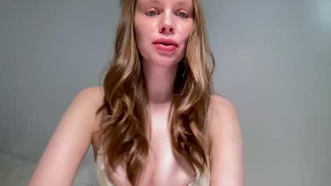 Nikki online show from March 2026 10:04:02 AM