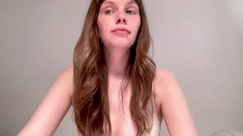 Snapshot of nikki_mi chatting on July 2026 10:06:01 AM Nikki online show from July 2026 10:06:01 AM
