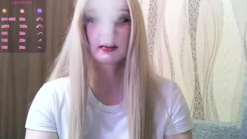 Nikki Roseanna online show from November 2025 03:14:02 PM