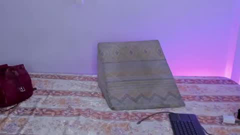 Snapshot of nikki_uwu chatting on February 2026 08:29:02 PM nikki_uwu online show from February 2026 08:29:02 PM