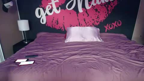 Snapshot of nikkilynnerotic chatting on February 2025 01:20:01 AM NikkiLynnErotic online show from February 2025 01:20:01 AM