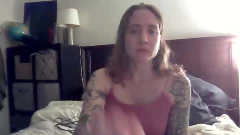 Snapshot of nikkinyxcams chatting on December 2025 11:27:02 AM Nikki Nyx online show from December 2025 11:27:02 AM