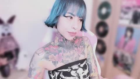 Nikki Ramone   online show from February 2026 10:43:01 AM