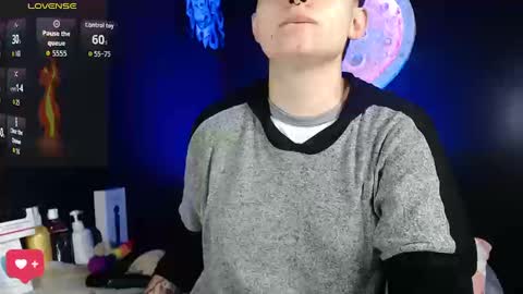 Nikky online show from September 2025 01:01:01 PM