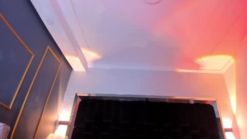     online show from February 2025 08:20:02 PM