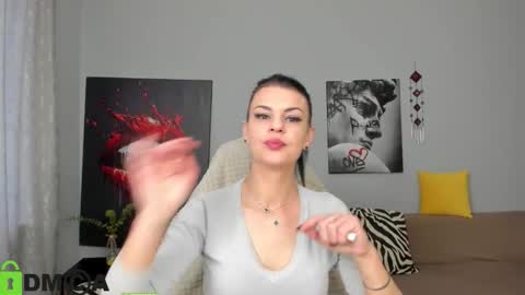 Nikol online show from February 2026 07:20:02 AM