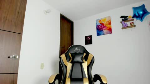 Snapshot of nikol_rang1 chatting on March 2026 02:33:02 AM Nikol Rang online show from March 2026 02:33:02 AM