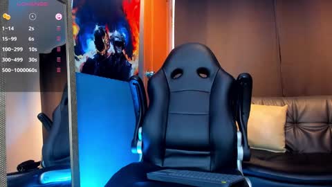 Snapshot of nikolahank1 chatting on January 2025 05:58:01 AM Nikola Hank online show from January 2025 05:58:01 AM