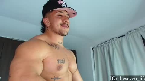 Snapshot of nikolaylisin chatting on April 2026 04:01:01 AM Niko online show from April 2026 04:01:01 AM