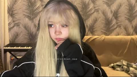 nikoli_naw online show from June 2026 07:48:01 PM