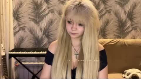nikoli_naw online show from June 2026 07:31:01 PM