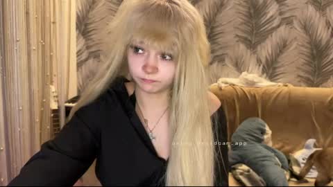nikoli_naw online show from June 2026 07:25:01 PM