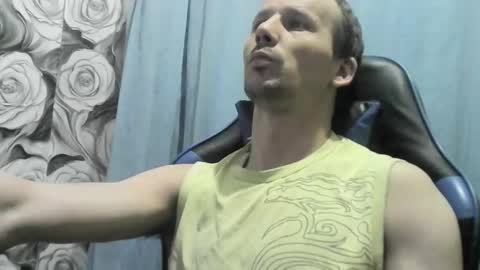 nikolos22 online show from March 2026 03:16:02 PM