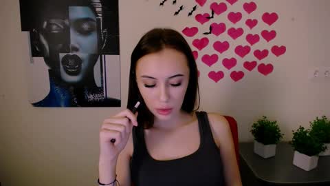 nikonara_ online show from January 2025 04:47:01 PM