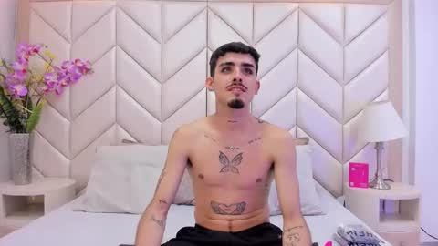 Niko Stone online show from September 2025 07:43:01 AM