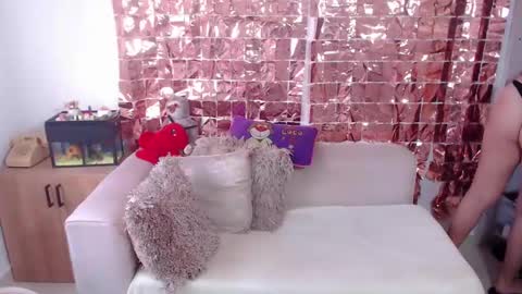 Snapshot of niky_blue chatting on November 2025 08:22:02 PM niky_blue online show from November 2025 08:22:02 PM